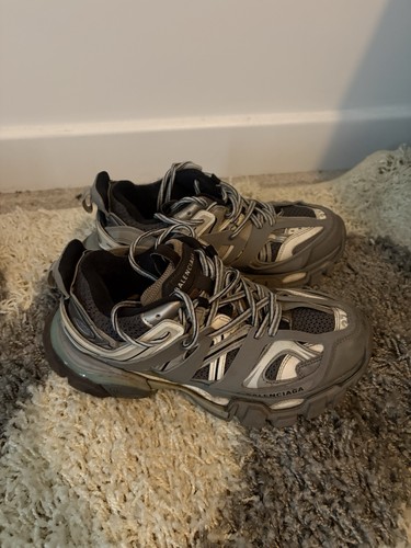Balenciaga tracks - balenciaga,