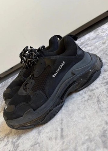 Balenciaga triple black - balenciaga,